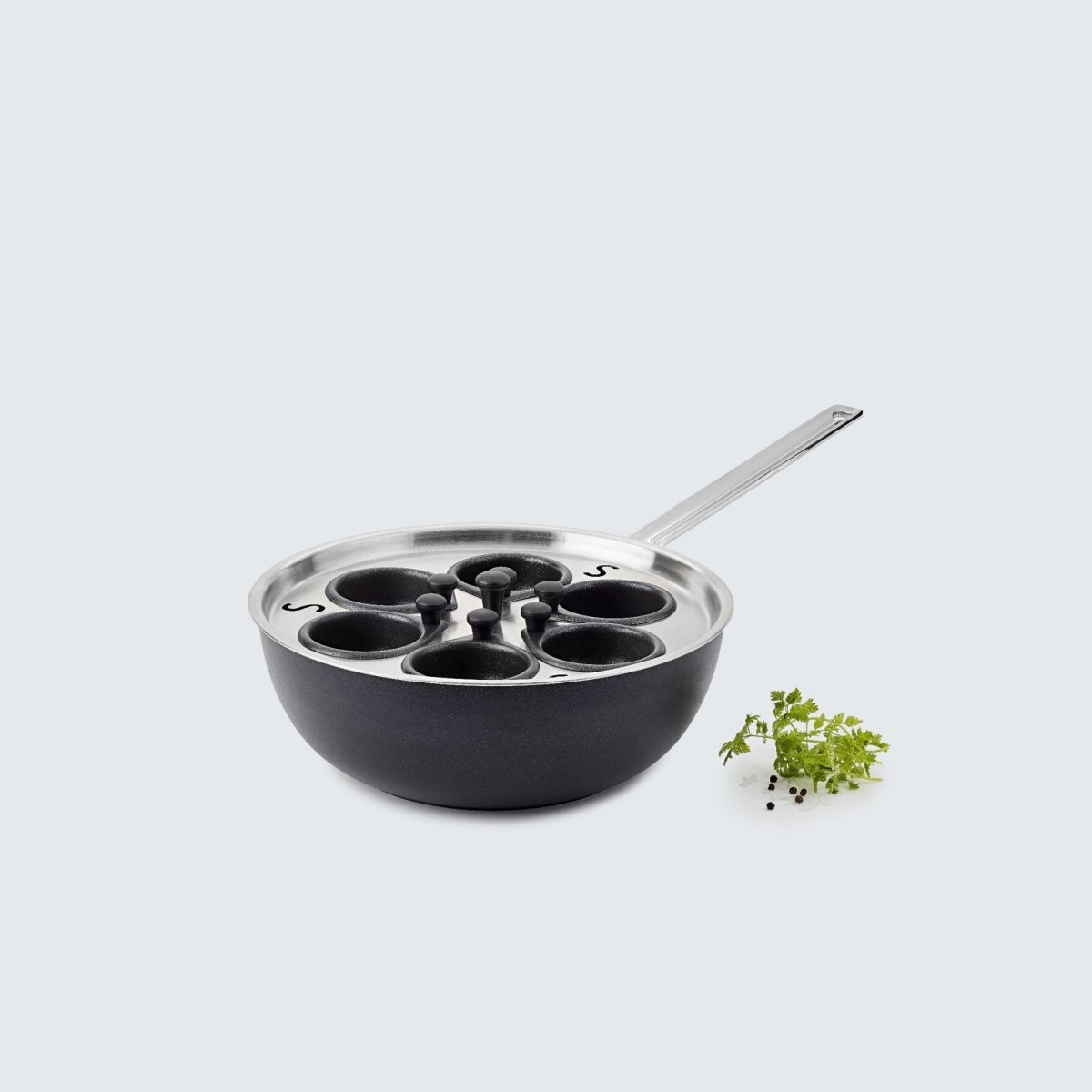 SCANPAN UK SCANPAN TechnIQ Egg Poacher Insert