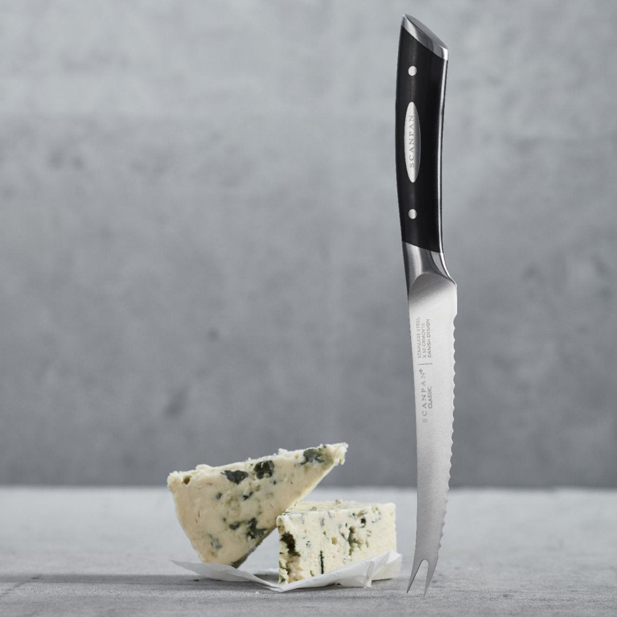 SCANPAN UK SCANPAN 5.5/14cm Tomato & Cheese Knife - Classic