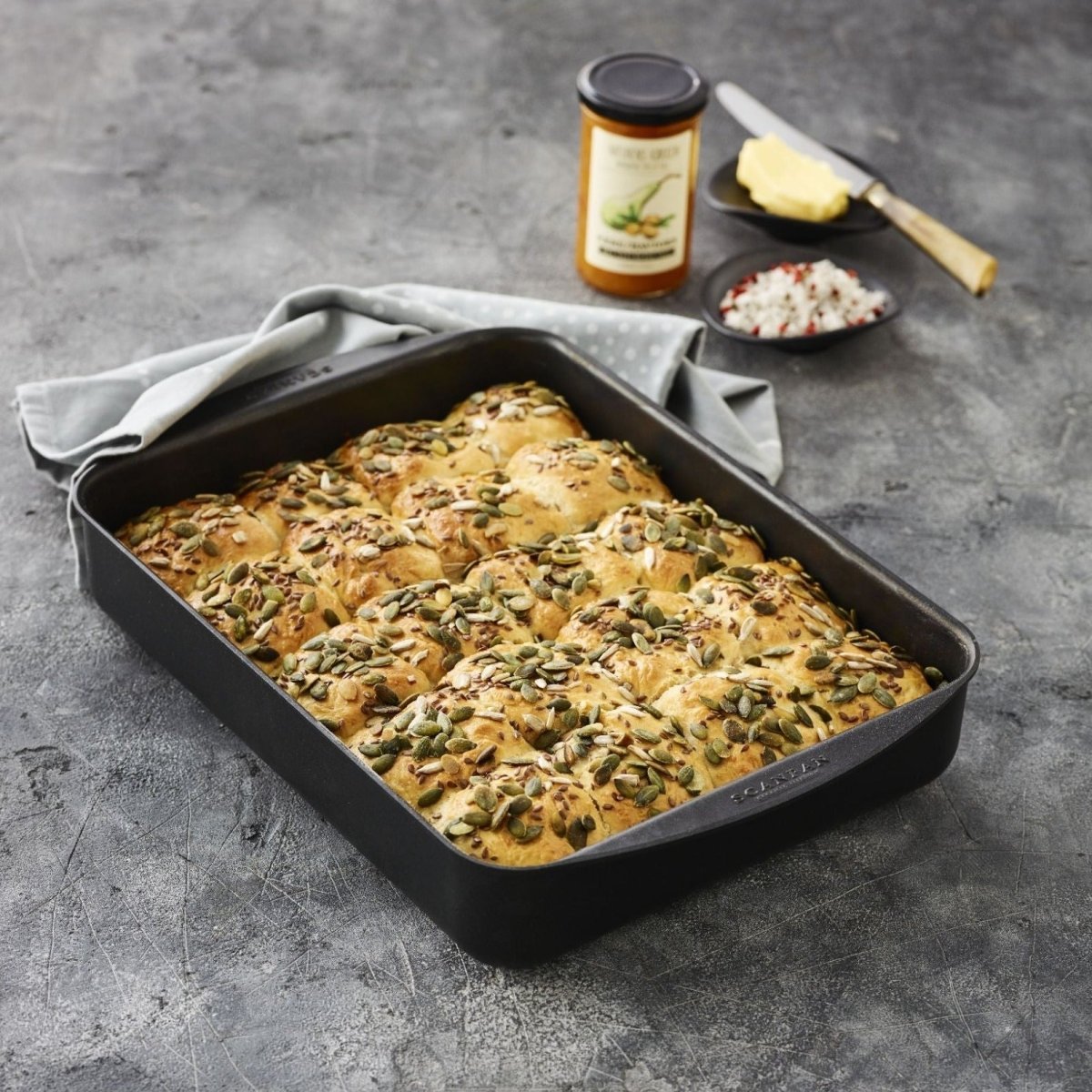 SCANPAN UK SCANPAN Classic 39cm x 27cm 5.0l Roasting Pan